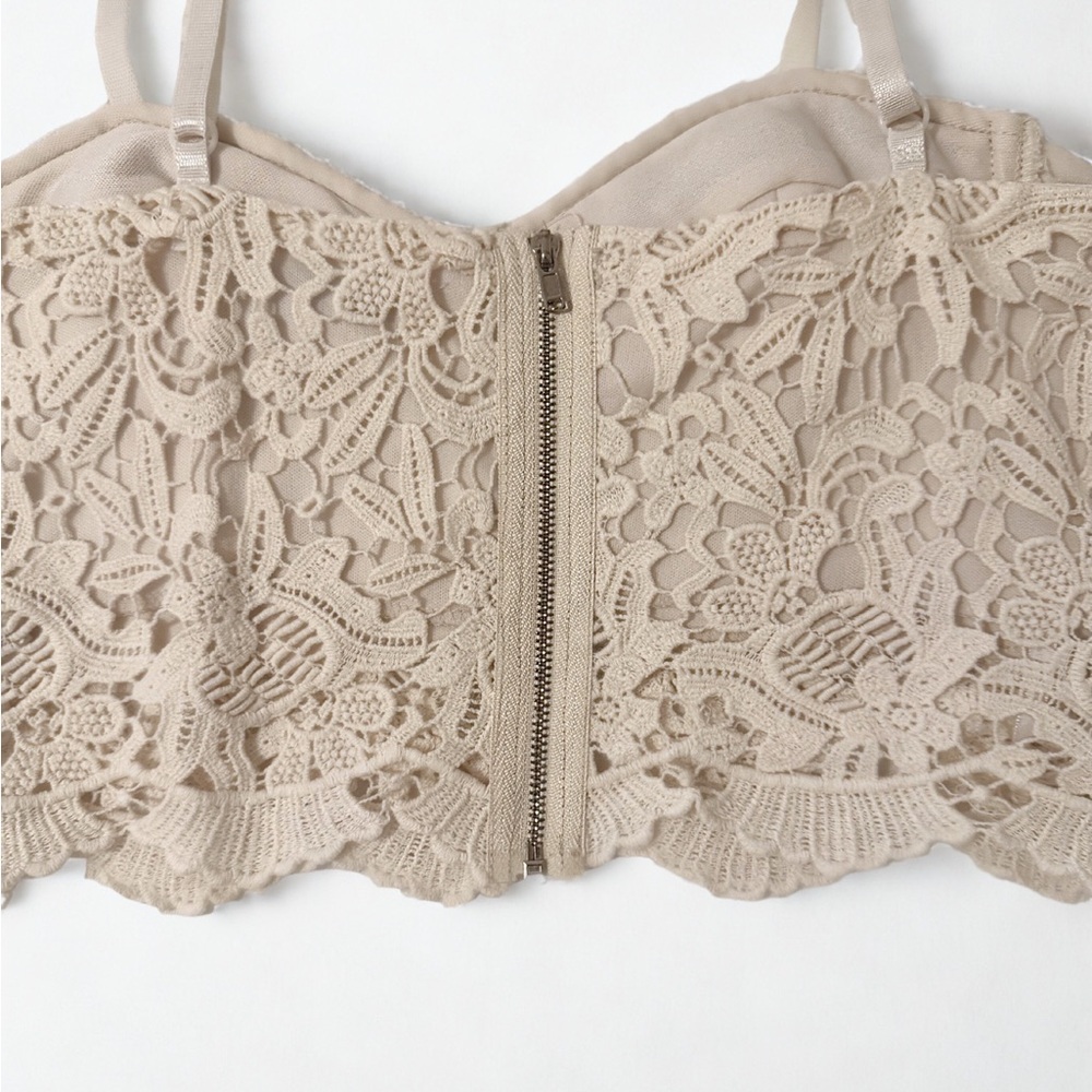 Papaya Lace Top in Cream - Picture 6 of 9